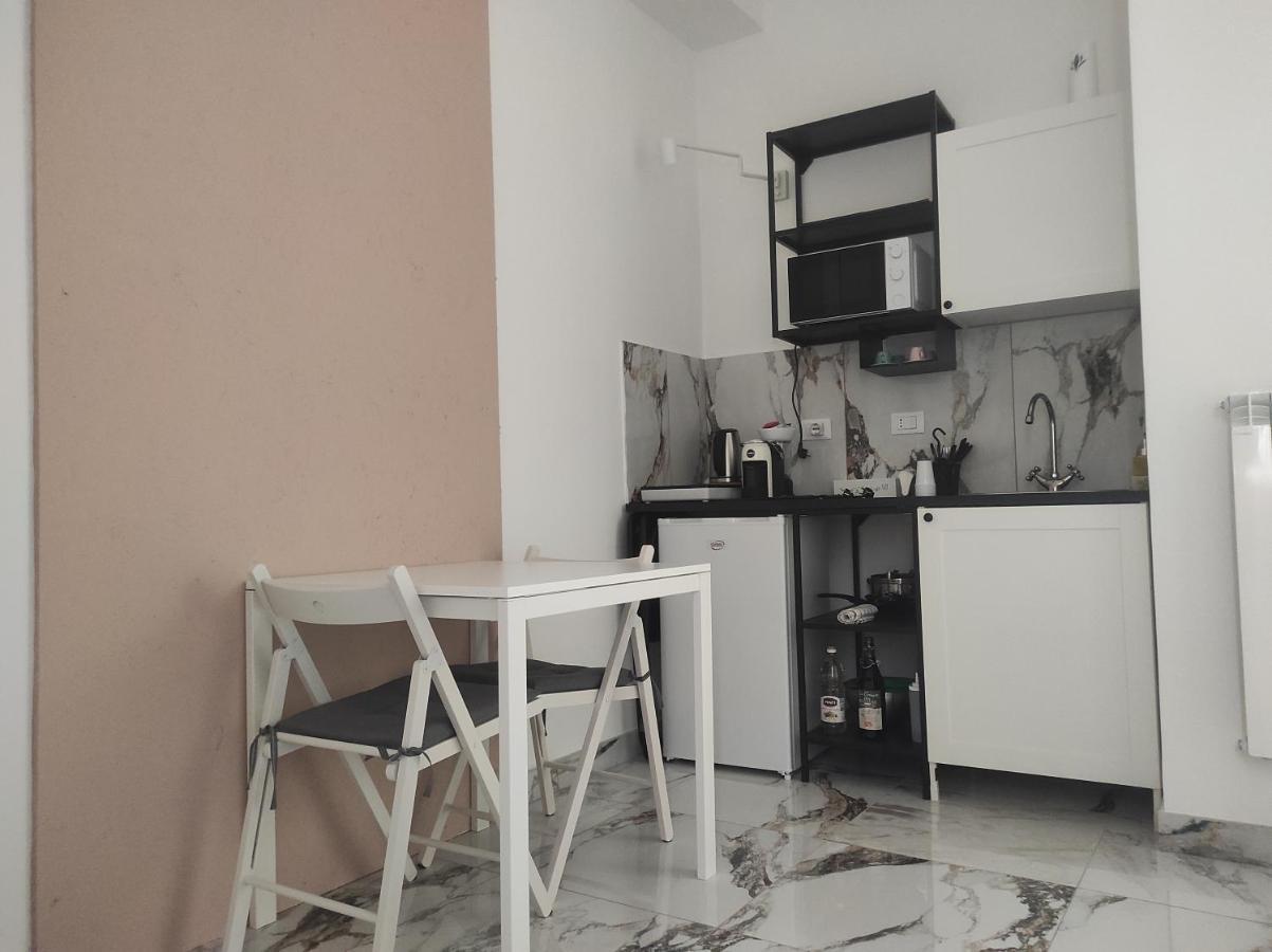 Tiberivs Home Rome Bagian luar foto