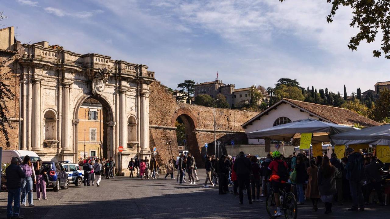 Tiberivs Home Rome Bagian luar foto